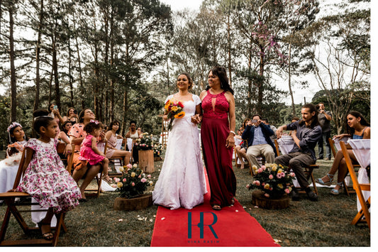 Last-Minute Wedding Guest Dresses: Luxury Looks That Arrive on Time (UK)