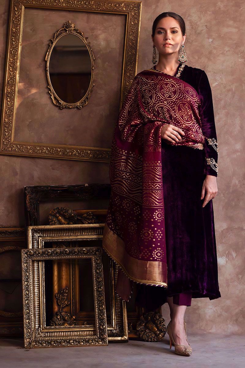 LV-09 | Rozina Munib