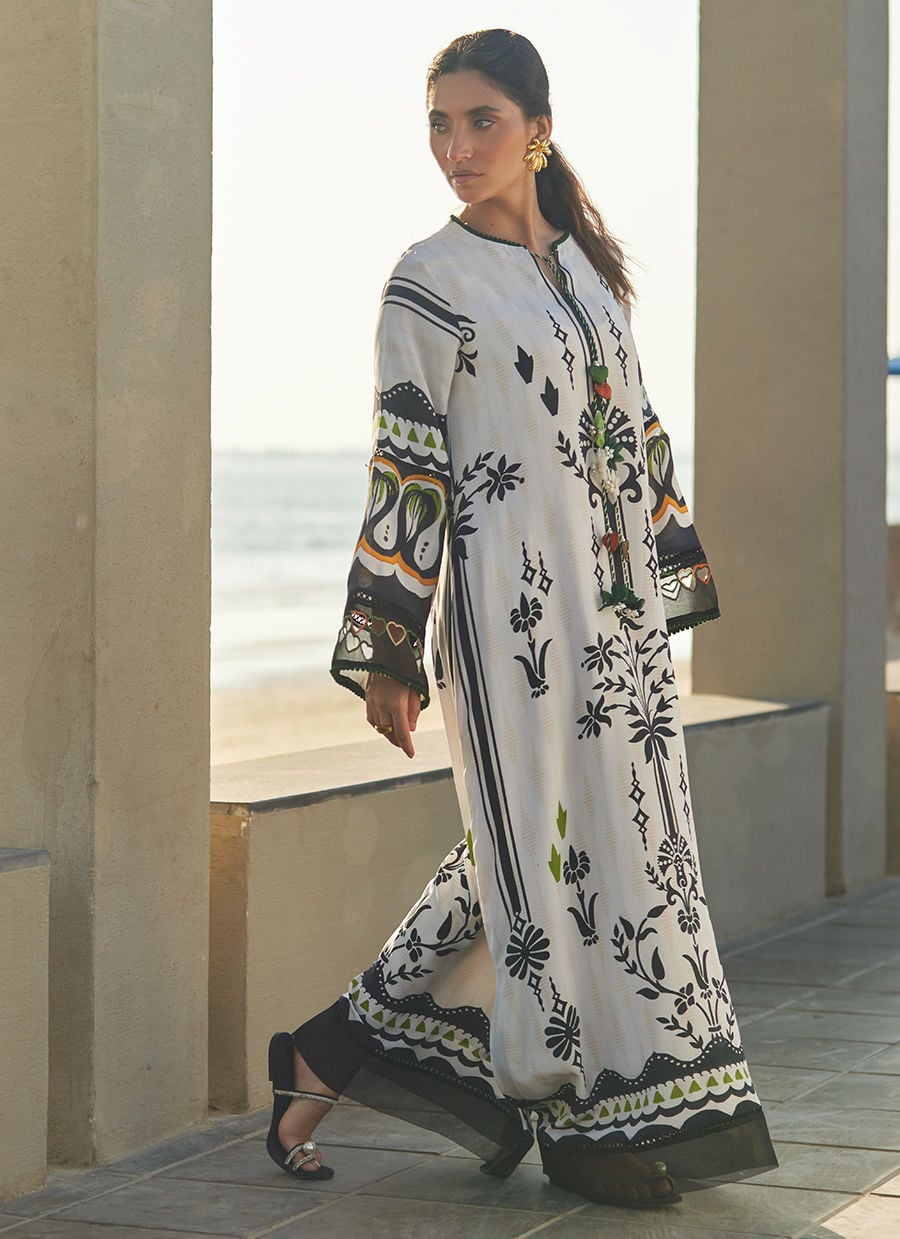 Zenya Crepe Kaftan
