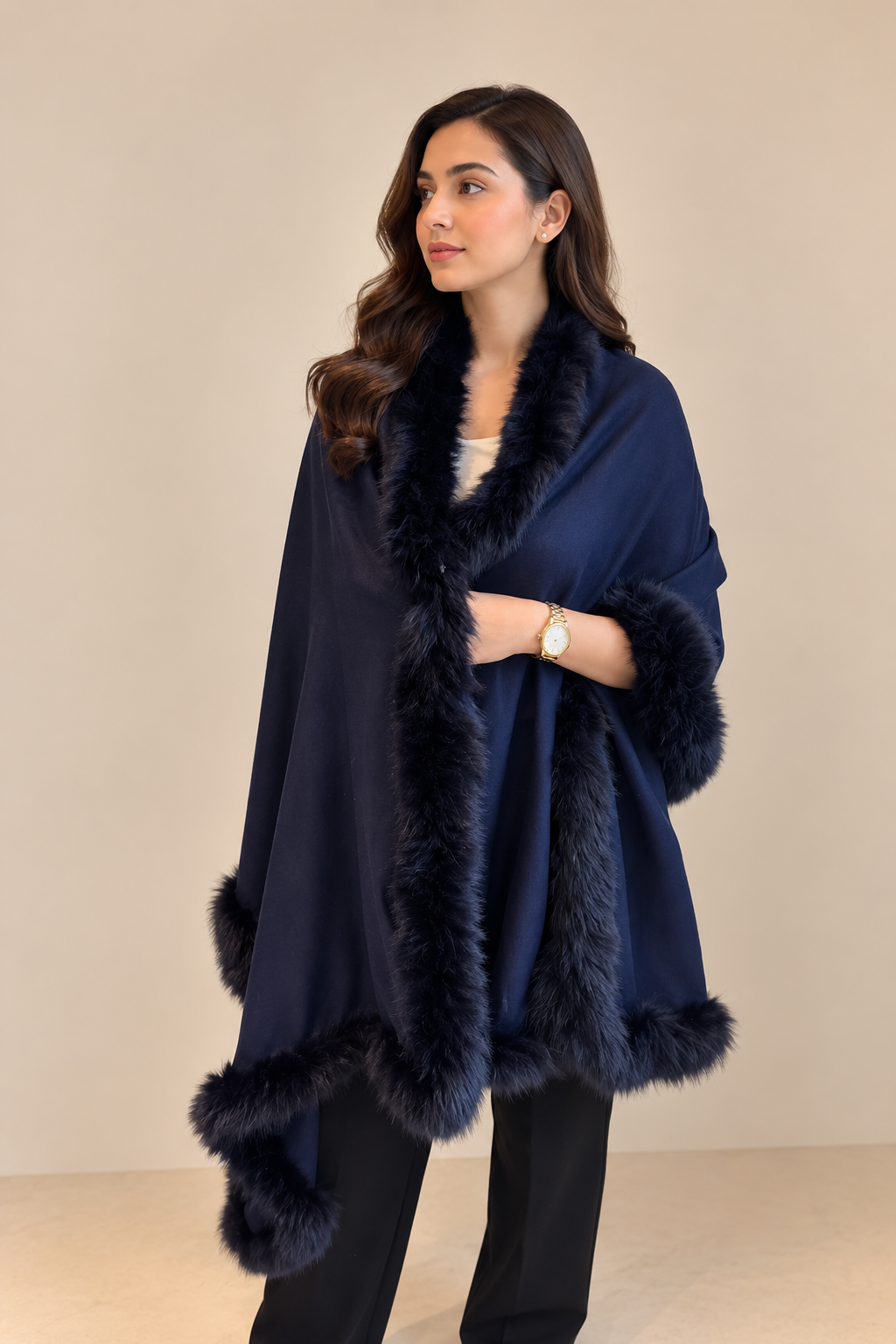 HR- Blue Faux Fur Shawl