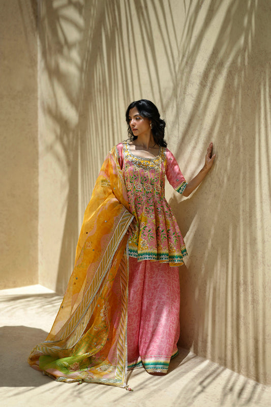 Sania Maskatiya - Rosa