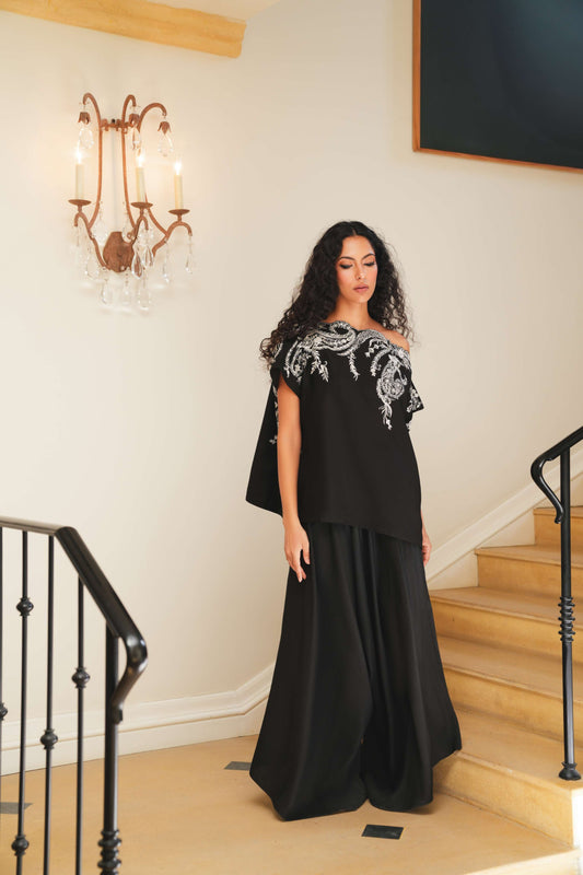 Misha lakhani- off shoulder