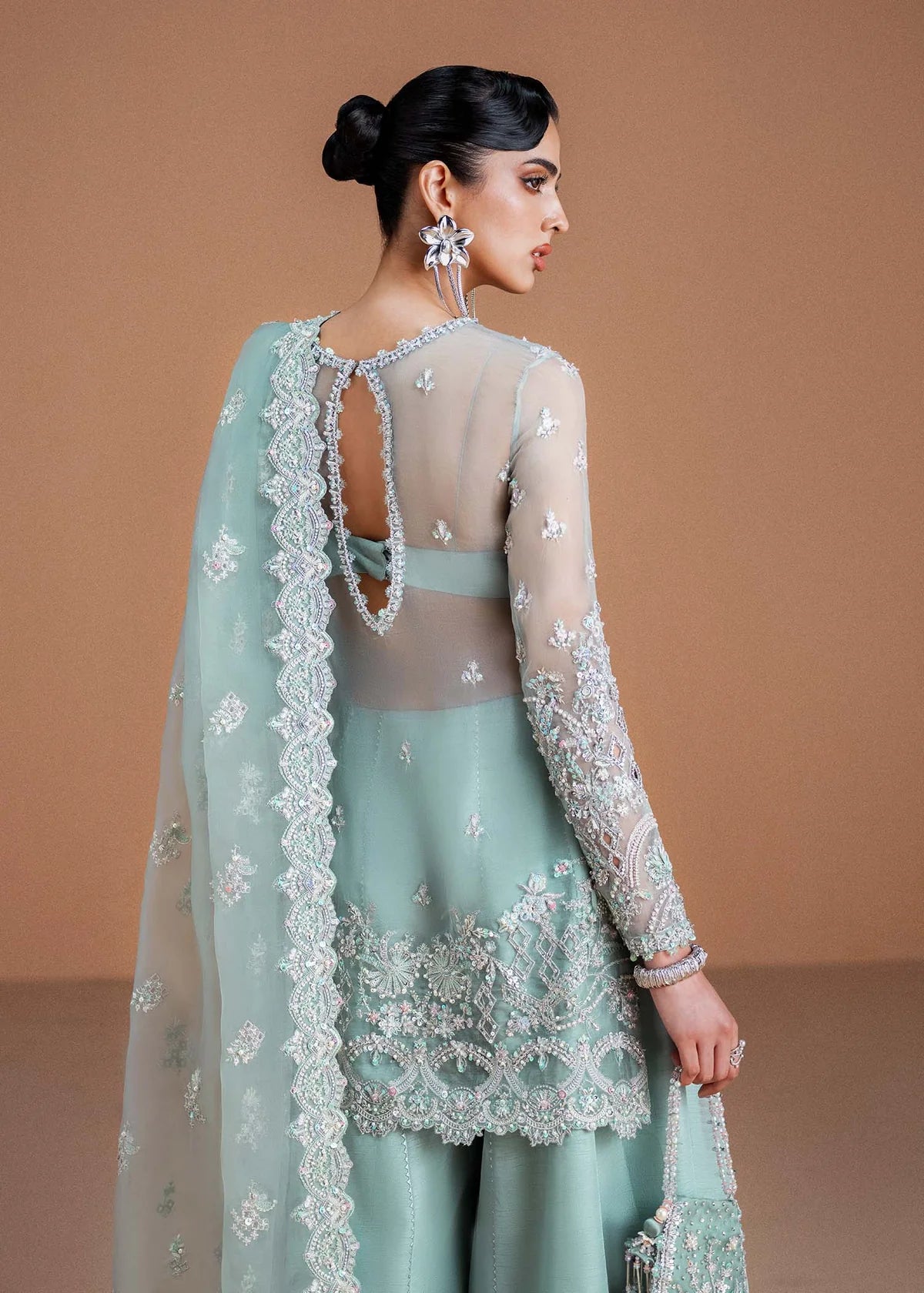 Kanwal Malik - Vania