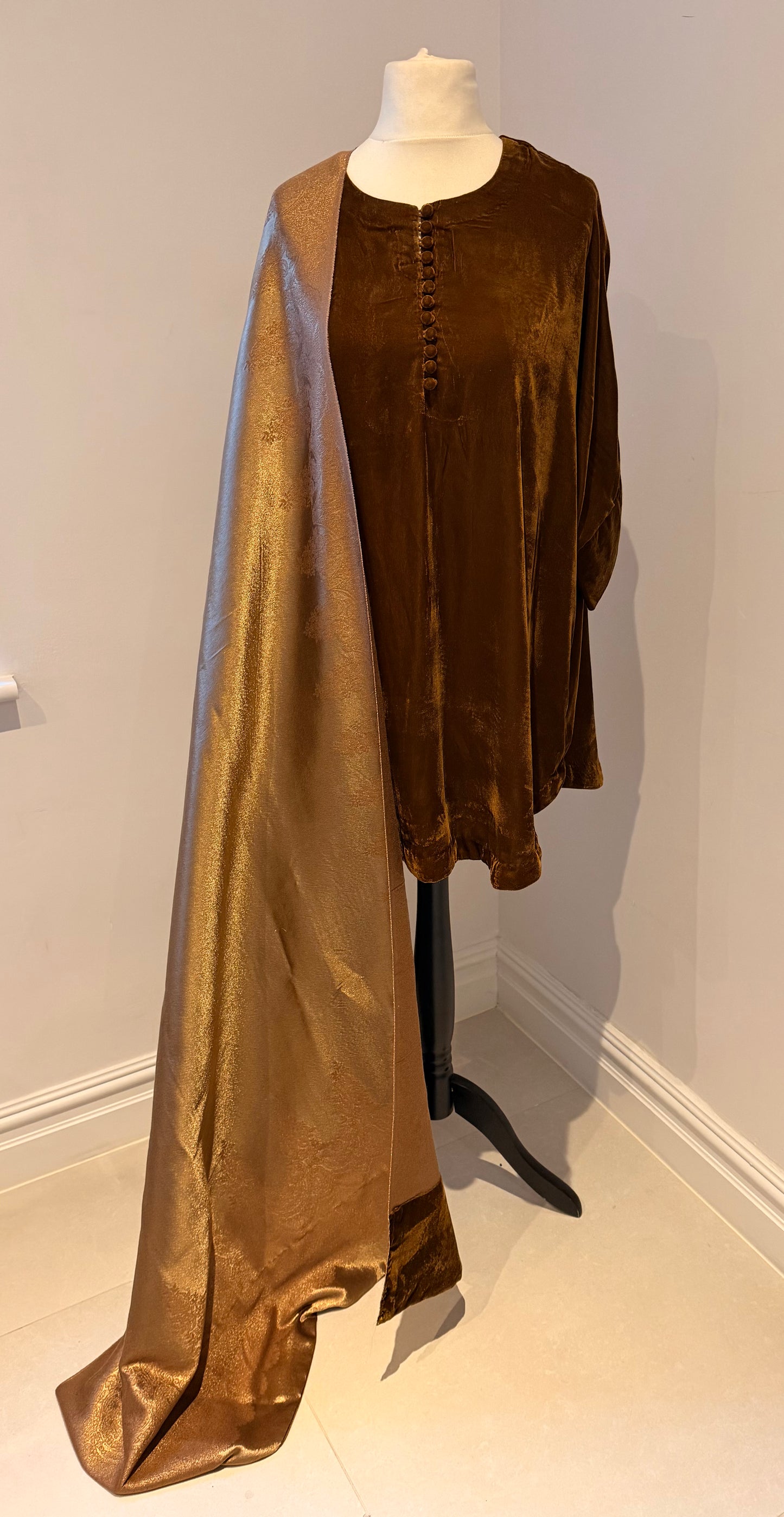 Brown Velvet 3 PC Set