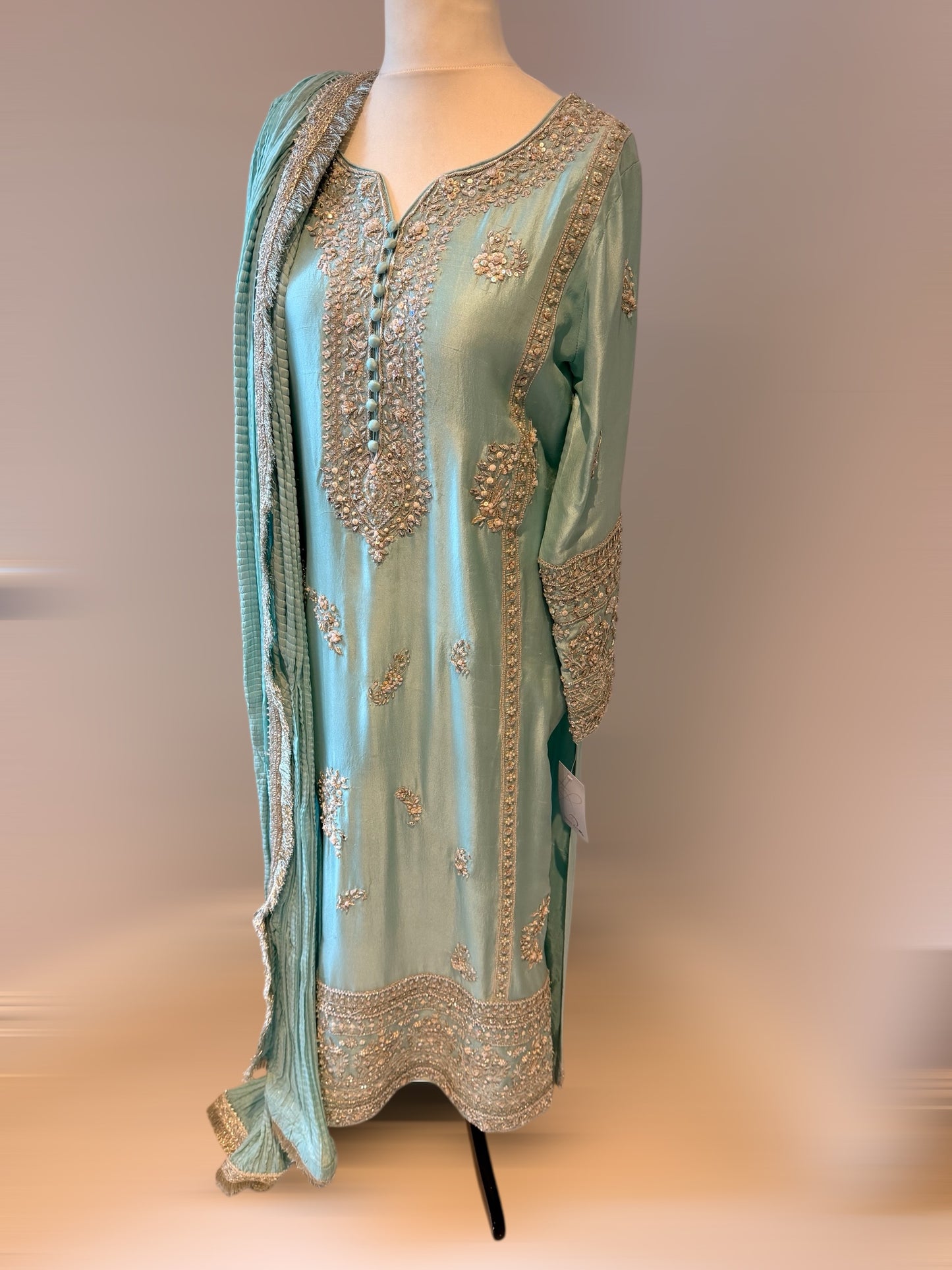 Hina Rasim - Mint Suit