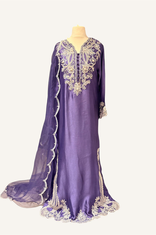 Hina Rasim- Amethyst Embroidered Kaftan