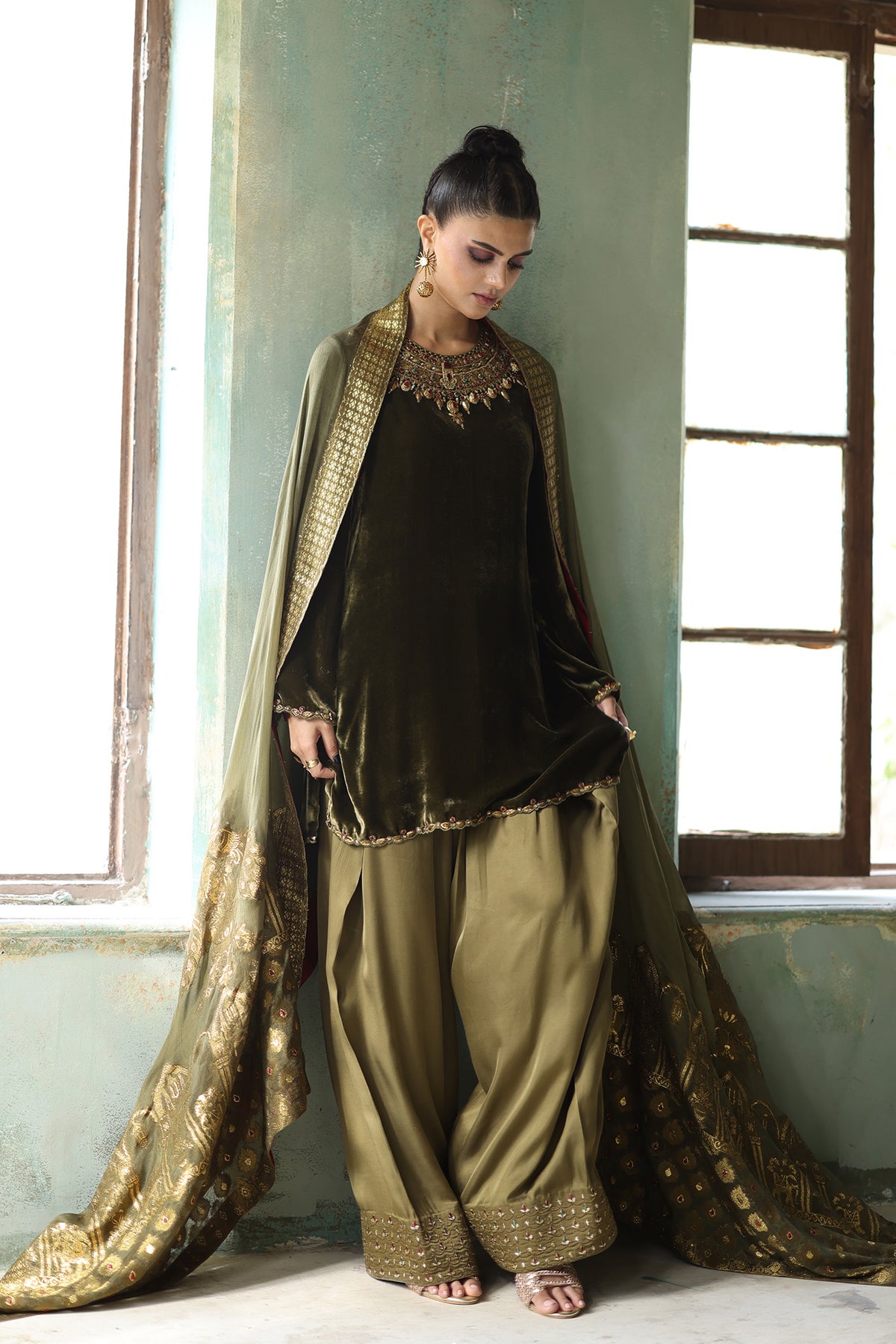 FW26-15 | Rozina Munib