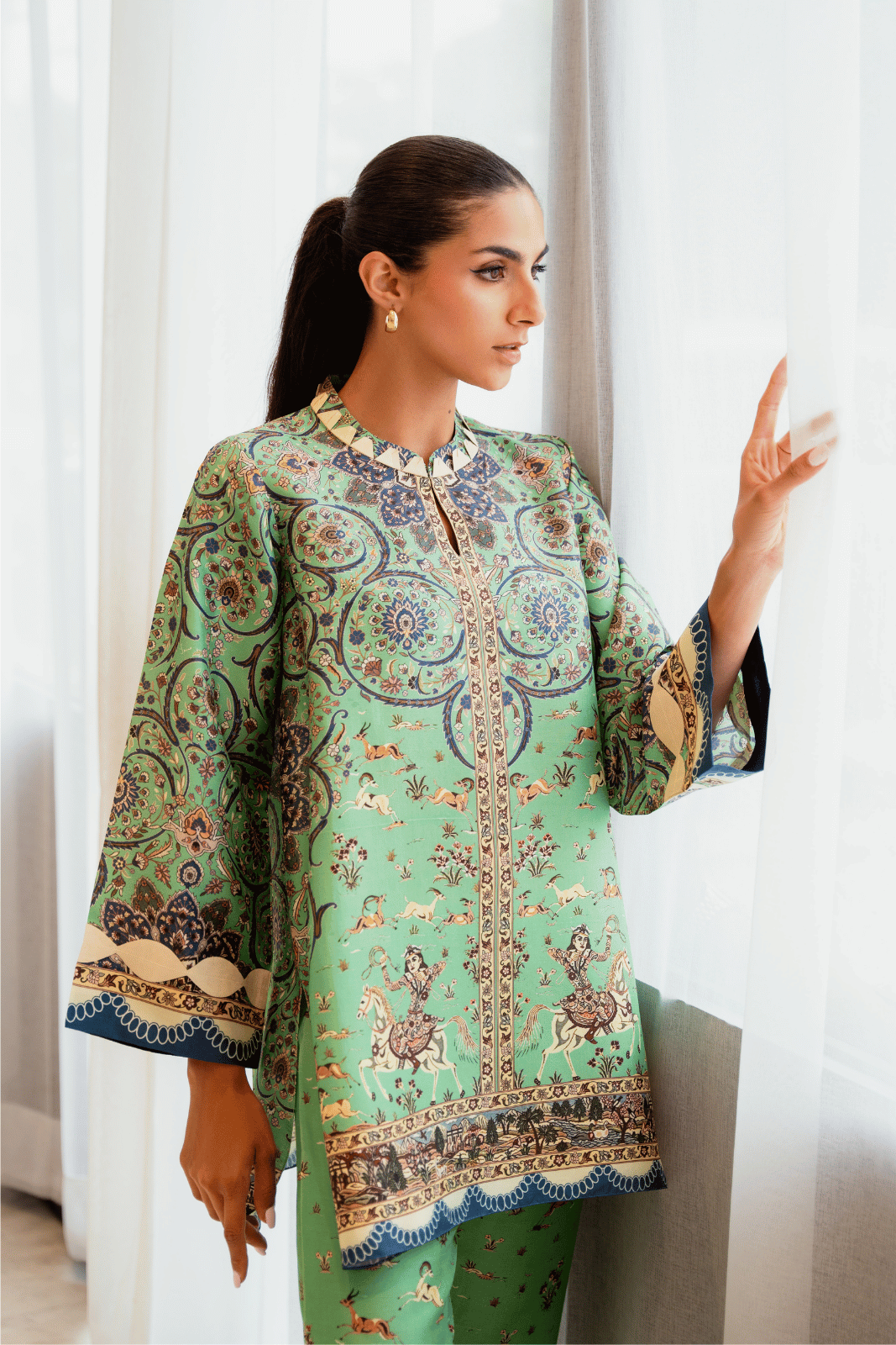 Leah | Sania Maskatiya