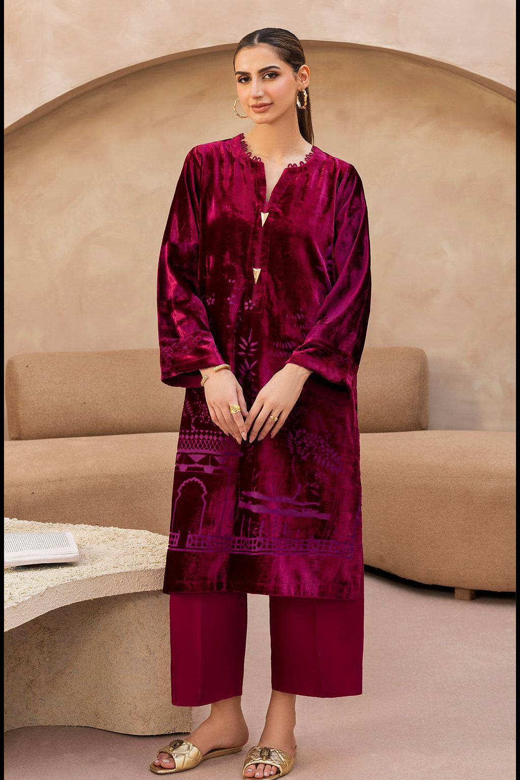 Crimson Rose | Sumaira Aurangzeb