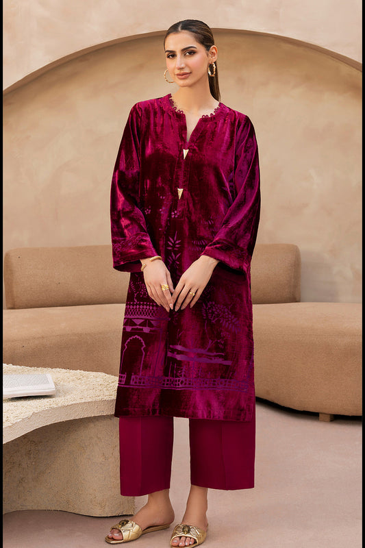 Crimson Rose | Sumaira Aurangzeb