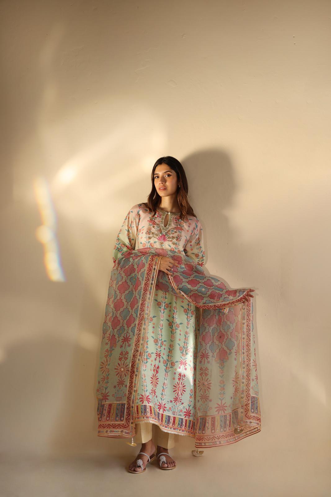 Zayen | Sania Maskatiya