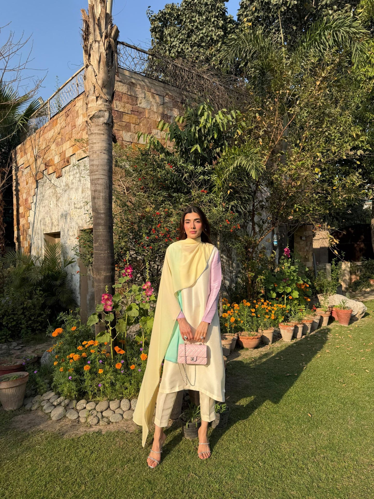 Zehra Saleem -Two Way Drape Set