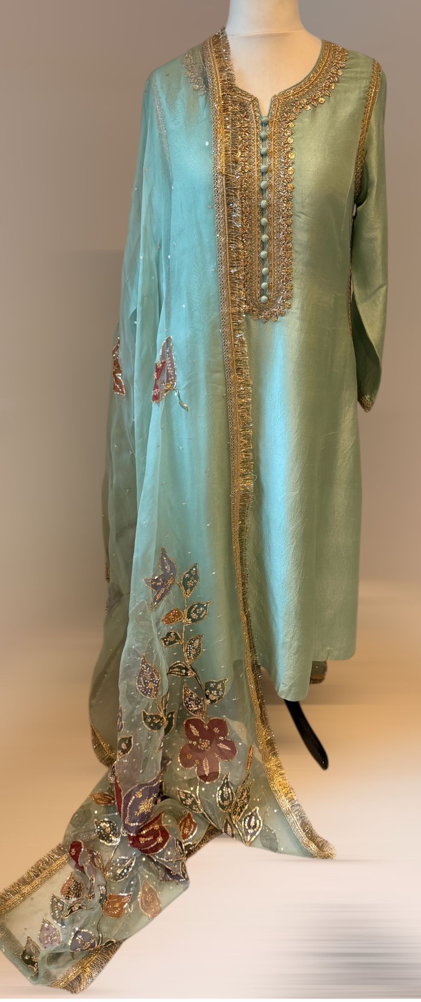 Hina Rasim - Raw Silk Suit