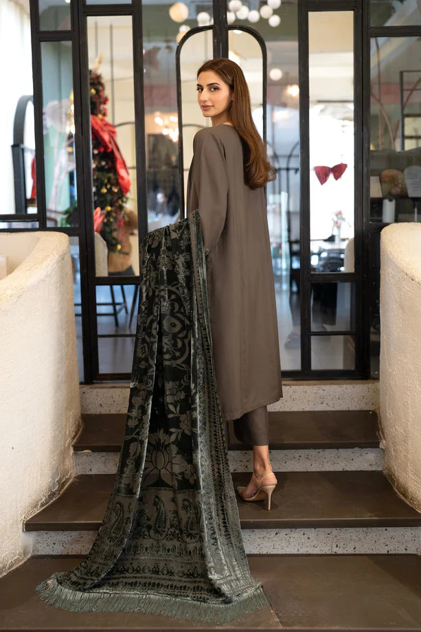 Stone Essence | Sumaira Aurangzeb